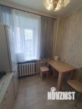 2-к квартира, вторичка, 41м2, 1/4 этаж