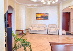 3-к квартира, вторичка, 96м2, 4/4 этаж