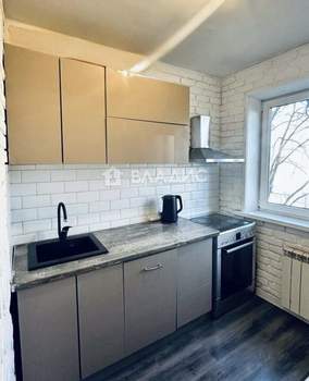 3-к квартира, вторичка, 64м2, 1/5 этаж