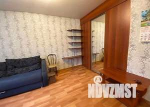 2-к квартира, вторичка, 42м2, 3/3 этаж