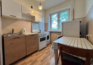 2-к квартира, вторичка, 44м2, 3/5 этаж