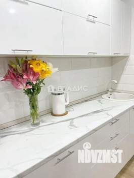 2-к квартира, вторичка, 75м2, 1/17 этаж