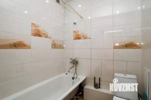 1-к квартира, вторичка, 38м2, 1/17 этаж