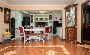 3-к квартира, вторичка, 80м2, 8/17 этаж