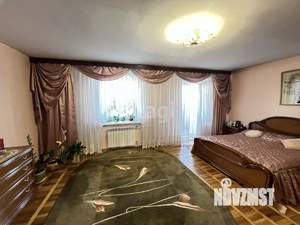 4-к квартира, вторичка, 147м2, 3/5 этаж