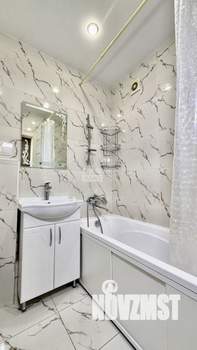 2-к квартира, вторичка, 45м2, 9/16 этаж
