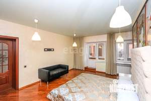 3-к квартира, вторичка, 140м2, 3/14 этаж
