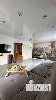 4-к квартира, вторичка, 100м2, 1/9 этаж