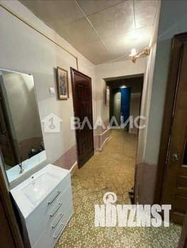 4-к квартира, вторичка, 64м2, 1/5 этаж