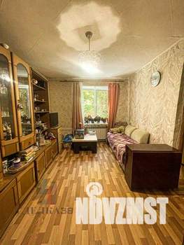 2-к квартира, вторичка, 40м2, 1/4 этаж