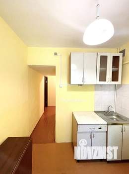 2-к квартира, вторичка, 45м2, 1/4 этаж