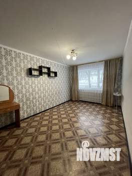 3-к квартира, вторичка, 60м2, 1/5 этаж