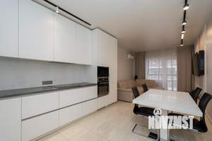 3-к квартира, вторичка, 122м2, 13/16 этаж
