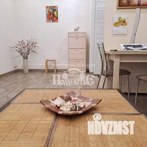 2-к квартира, вторичка, 50м2, 1/4 этаж