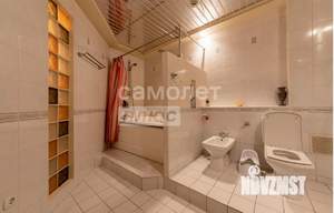 5-к квартира, вторичка, 167м2, 2/4 этаж