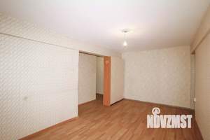 3-к квартира, вторичка, 58м2, 3/5 этаж