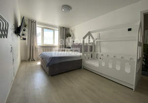 3-к квартира, вторичка, 63м2, 3/5 этаж