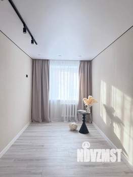 3-к квартира, вторичка, 58м2, 2/5 этаж