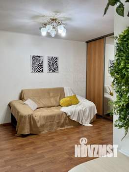 2-к квартира, вторичка, 43м2, 1/4 этаж
