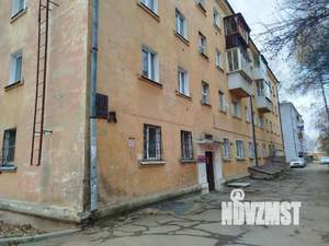 2-к квартира, вторичка, 44м2, 1/4 этаж