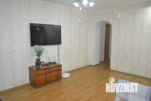 4-к квартира, вторичка, 111м2, 2/4 этаж