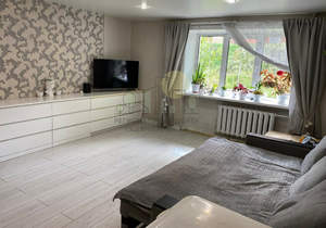 2-к квартира, вторичка, 50м2, 1/4 этаж