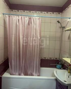 Студия квартира, вторичка, 40м2, 15/18 этаж