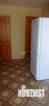 2-к квартира, вторичка, 42м2, 1/9 этаж