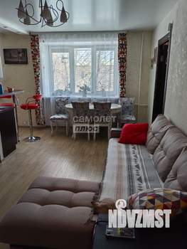 2-к квартира, вторичка, 43м2, 1/4 этаж
