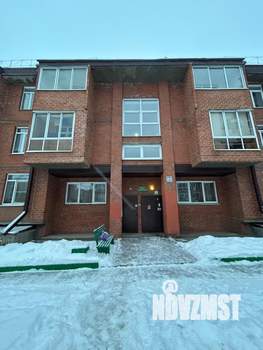 Студия квартира, вторичка, 28м2, 3/3 этаж