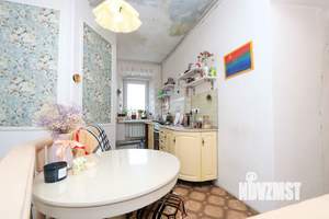 3-к квартира, вторичка, 68м2, 2/2 этаж