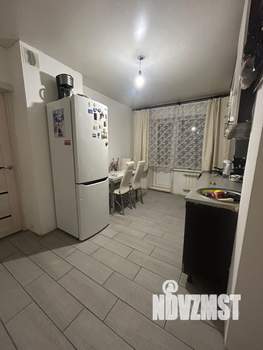 2-к квартира, вторичка, 42м2, 1/9 этаж