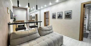 2-к квартира, вторичка, 52м2, 1/9 этаж