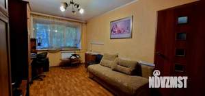 2-к квартира, вторичка, 43м2, 1/4 этаж