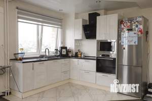 1-к квартира, вторичка, 57м2, 15/16 этаж