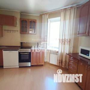3-к квартира, вторичка, 60м2, 6/8 этаж