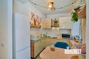 2-к квартира, вторичка, 45м2, 1/4 этаж