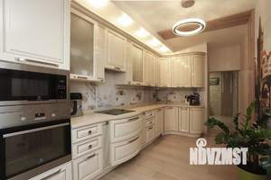 4-к квартира, вторичка, 128м2, 5/10 этаж