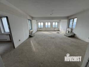 4-к квартира, вторичка, 180м2, 14/14 этаж
