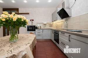 4-к квартира, вторичка, 168м2, 4/4 этаж