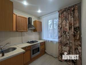2-к квартира, вторичка, 41м2, 1/4 этаж