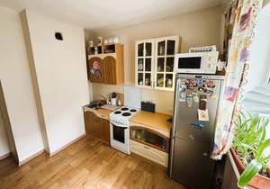2-к квартира, вторичка, 64м2, 4/16 этаж