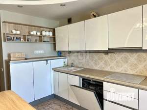 3-к квартира, вторичка, 120м2, 3/9 этаж