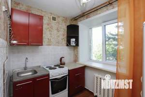 2-к квартира, вторичка, 42м2, 4/4 этаж