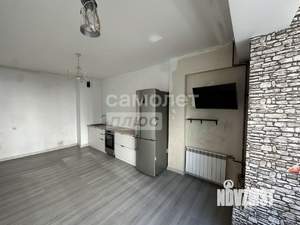 3-к квартира, вторичка, 80м2, 1/6 этаж