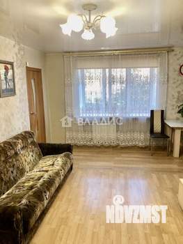 2-к квартира, вторичка, 44м2, 1/4 этаж