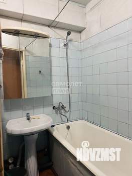 2-к квартира, вторичка, 44м2, 1/5 этаж