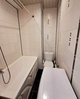 2-к квартира, вторичка, 35м2, 1/9 этаж