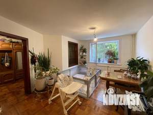 5-к квартира, вторичка, 200м2, 3/3 этаж