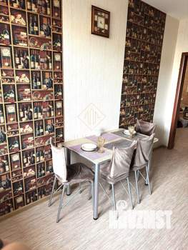 2-к квартира, вторичка, 68м2, 2/10 этаж